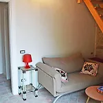 Apartahotel Alessandra Capo dʼOrlando